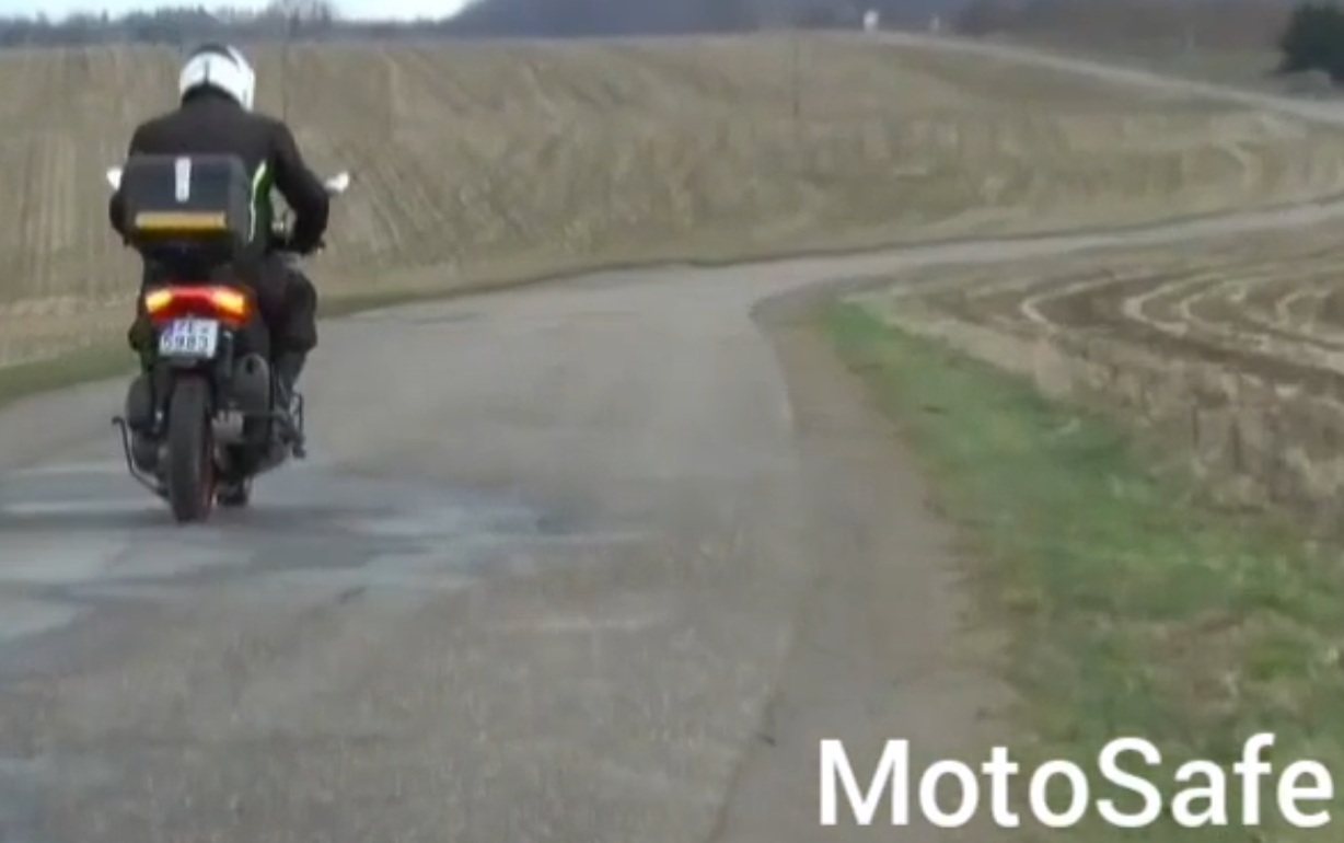 MotoSave krizové brždění