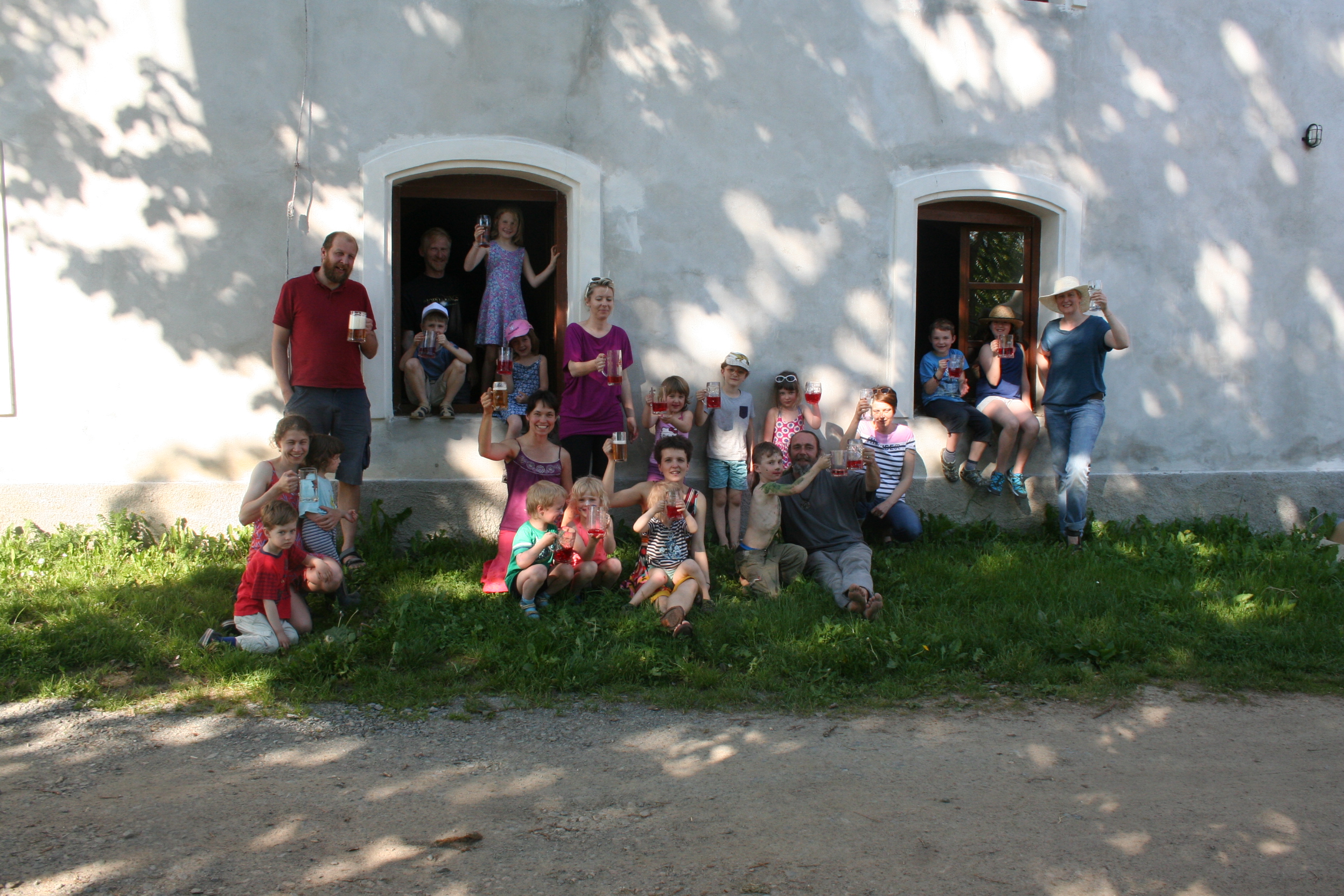 Dekujeme vsem darcum! At zije Pivonka!